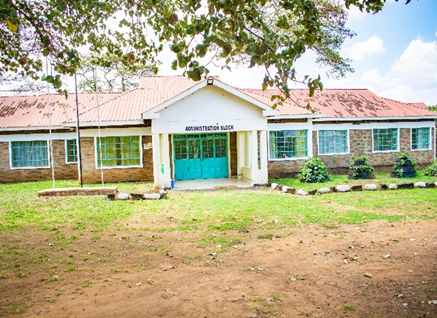 Admin Block at the entrance of SSAEA.