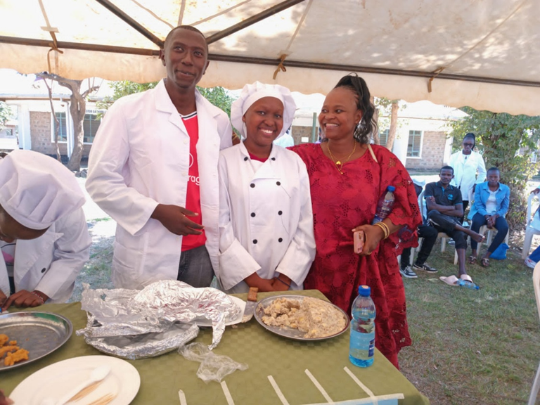 CSAEA Students in a food exhibition.