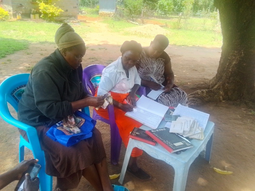 Members of Nalepo SHG during BWW session