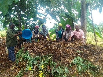 farmers compost making